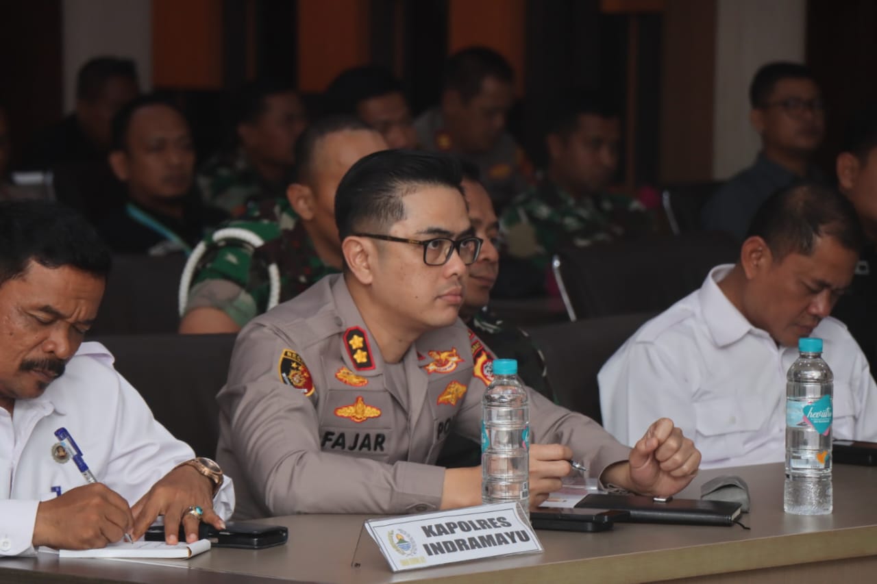 WhatsApp Image 2025-10-29 at 22.00.52