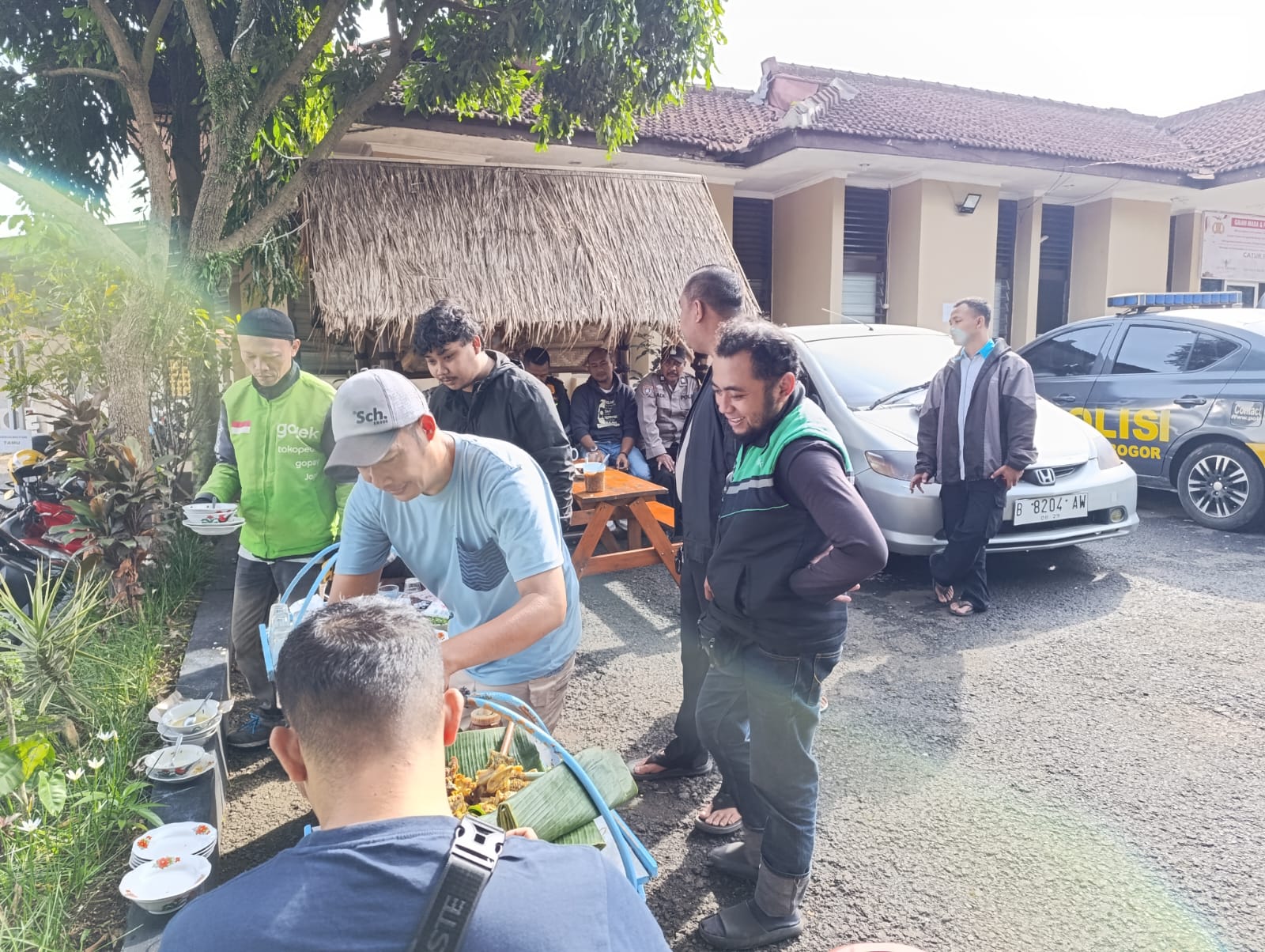 a64a9767-295f-4548-82ac-b2f0265432a1