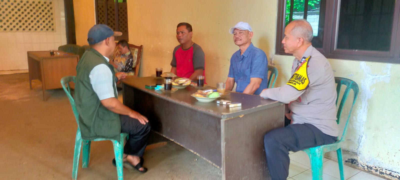 5b39b3b7-543d-4f54-b013-81ce7e19f443