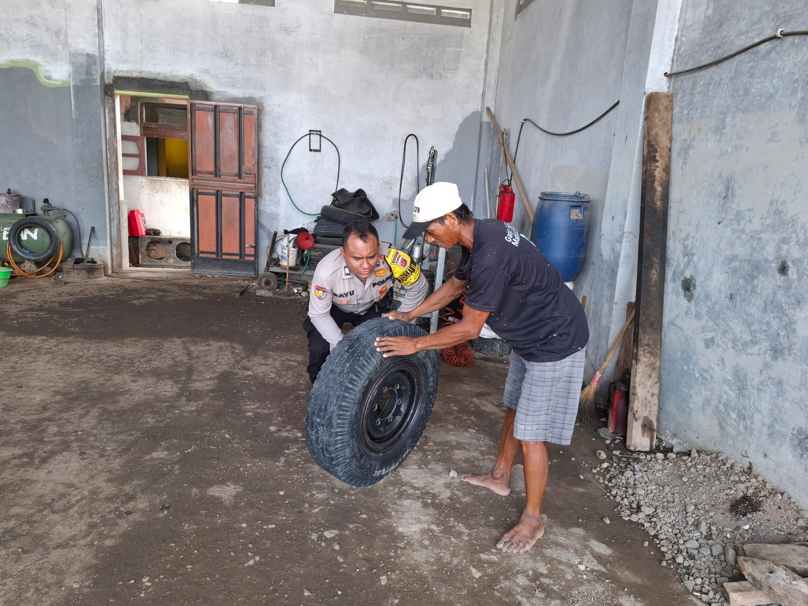 WhatsApp Image 2025-11-06 at 10.13.38